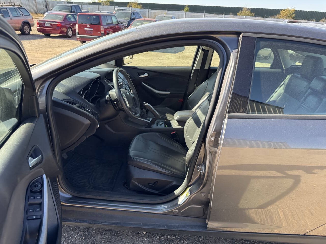 Used 2013 Ford Focus SE FWD image 19