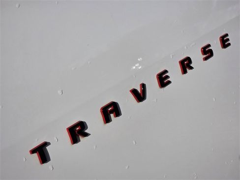 Used 2023 Chevrolet Traverse Premier w/ Redline Edition image 8