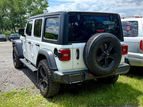Used 2020 Jeep Wrangler Unlimited Sport AWD/4WD image 4
