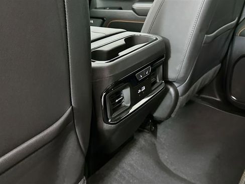 Used 2024 GMC Sierra 2500 AT4 w/ AT4 Premium Plus Package image 28