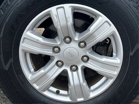 Used 2020 Ford Ranger XLT image 30