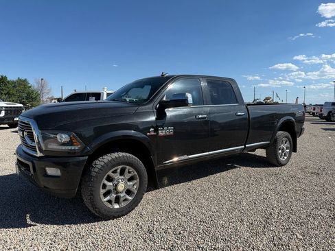 Used 2017 RAM 2500 Limited AWD/4WD image 4