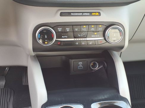 Used 2023 Ford Escape Active AWD/4WD image 19