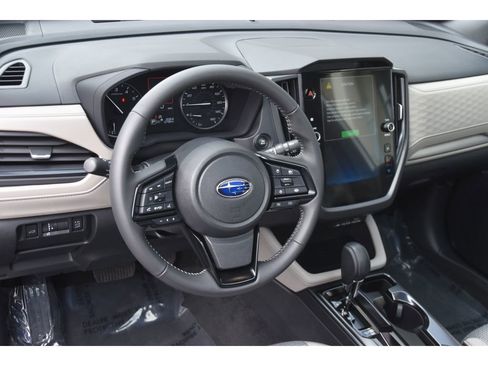 Used 2026 Subaru Forester Premium AWD/4WD image 13
