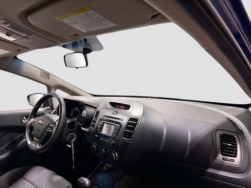 Used 2017 Kia Forte LX w/ LX Popular Package image 27