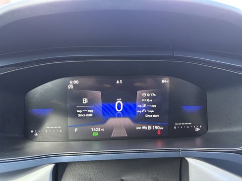 Used 2024 Volkswagen Taos SE FWD image 18