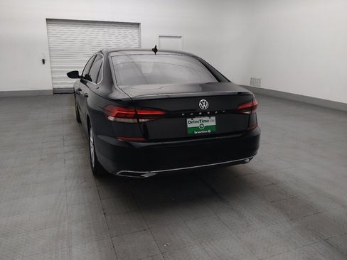 Used 2020 Volkswagen Passat 2.0T SE FWD image 6