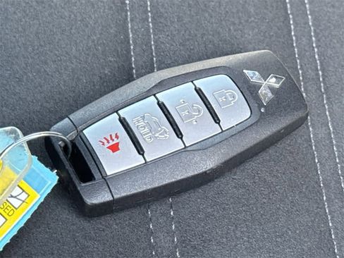 Used 2024 Mitsubishi Outlander SE image 23