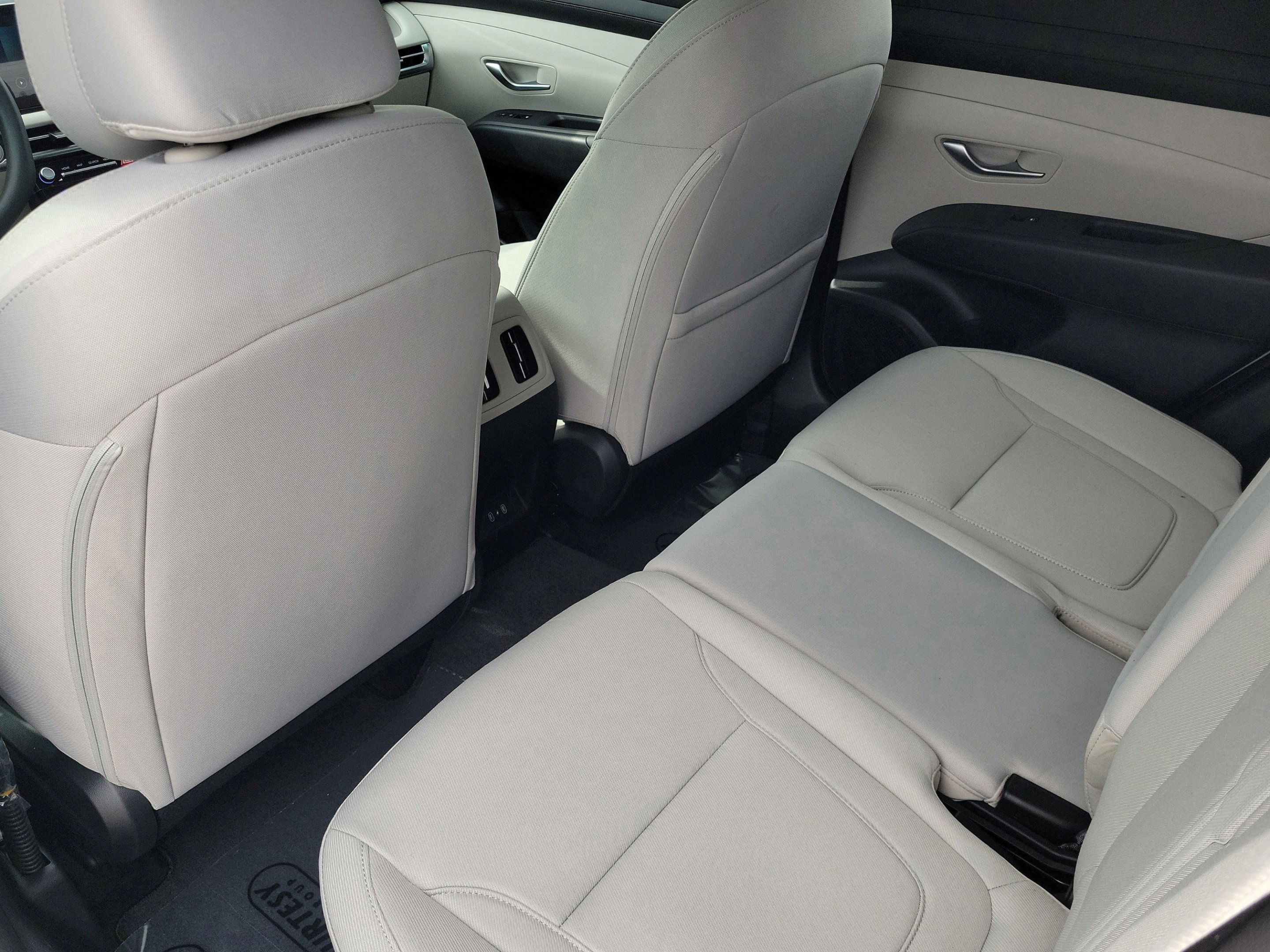 New 2026 Hyundai Tucson SEL Plus FWD image 8