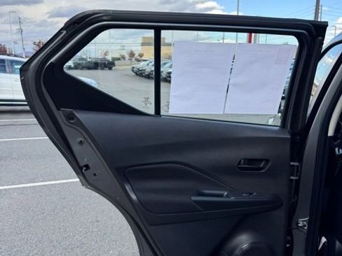 Certified 2024 Nissan Kicks S image 12