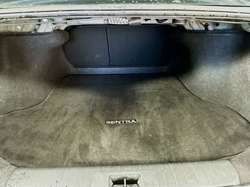 Used 2024 Nissan Sentra SR w/ SR Premium Package image 33