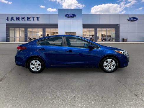 Used 2018 Kia Forte LX w/ LX Popular Package FWD image 8