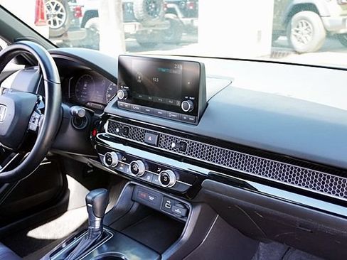 Used 2024 Honda Civic Sport image 12