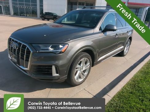 Used 2020 Audi Q7 3.0T Premium Plus w/ Premium Plus Package AWD/4WD image 9