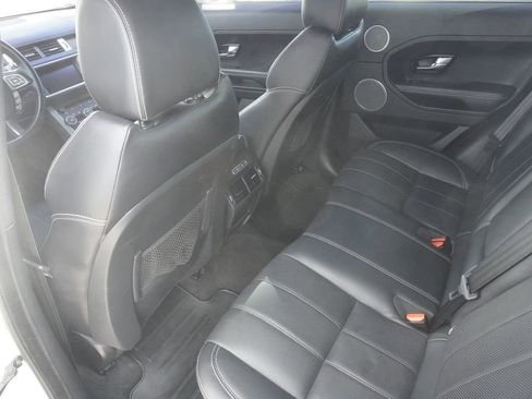 Used 2014 Land Rover Range Rover Evoque Prestige image 29