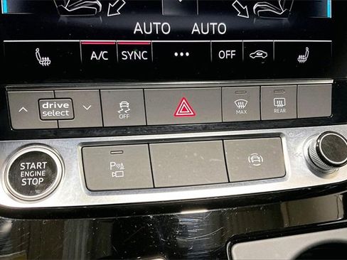 Used 2021 Audi Q7 3.0T Premium Plus w/ Premium Plus Package image 23