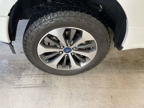 Used 2019 Ford F150 XL w/ Equipment Group 101A Mid image 10