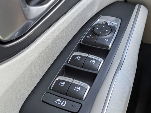 Used 2025 Kia Sorento EX w/ Panoramic Sunroof Package FWD image 24