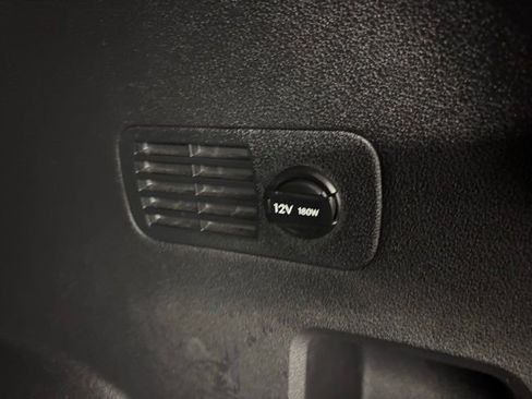 Used 2023 Hyundai Santa Fe SEL image 36