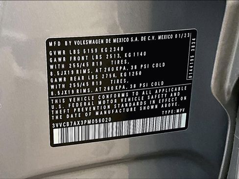 Used 2023 Volkswagen Tiguan SE R-Line image 33