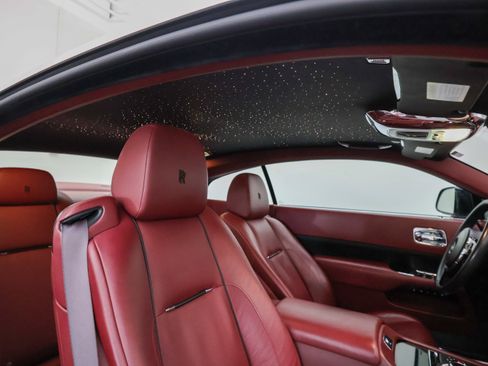 Used 2015 Rolls-Royce Wraith RWD image 51