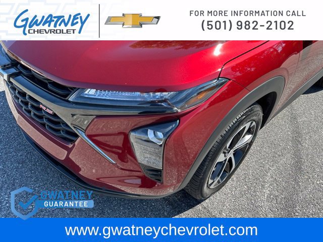 Used 2024 Chevrolet Trax RS w/ Driver Confidence Package FWD image 14