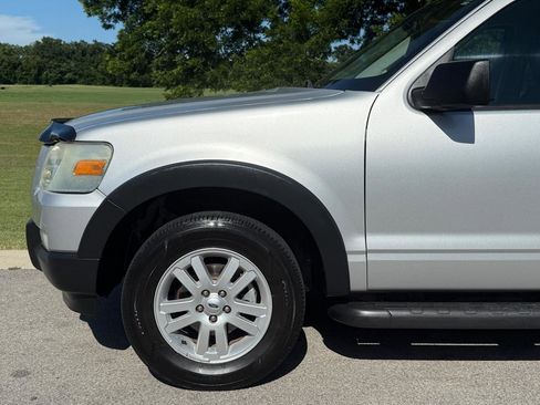 Used 2010 Ford Explorer Sport Trac XLT RWD image 37