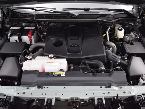 Used 2024 Toyota Tundra SR5 w/ SR5 Convenience Package image 9