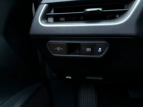 Used 2025 Kia K4 FWD image 21