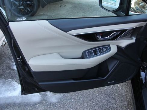 Used 2025 Subaru Legacy Limited image 16