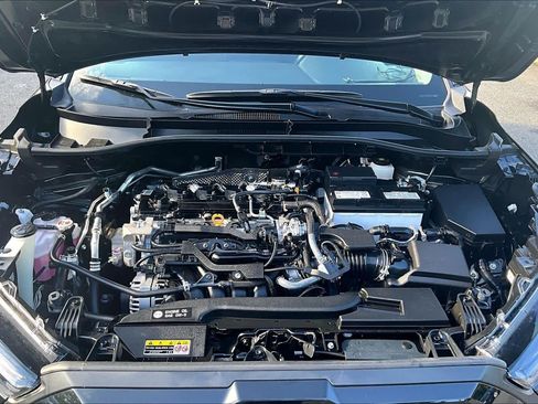 Certified 2026 Toyota Corolla Cross LE w/ Moonroof Package AWD/4WD image 32