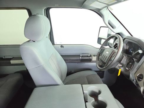 Used 2015 Ford F250 XLT AWD/4WD image 39