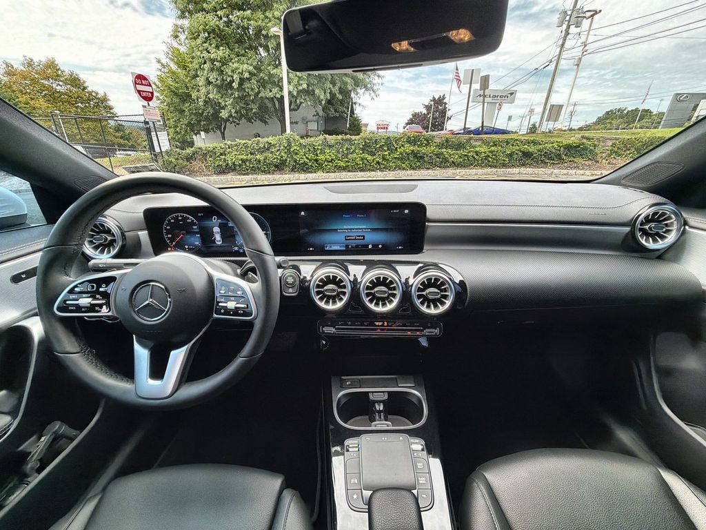 Used 2022 Mercedes-Benz CLA 250 4MATIC image 18