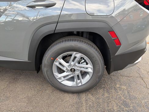 New 2026 Hyundai Tucson SE image 11