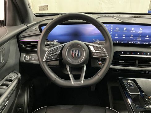 Used 2025 Buick Enclave Sport Touring image 7