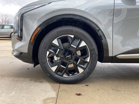 New 2026 Kia Sportage SX FWD image 16