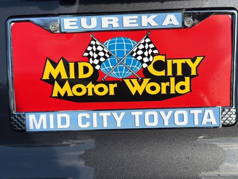 New 2025 Toyota RAV4 XLE w/ Convenience Package image 2