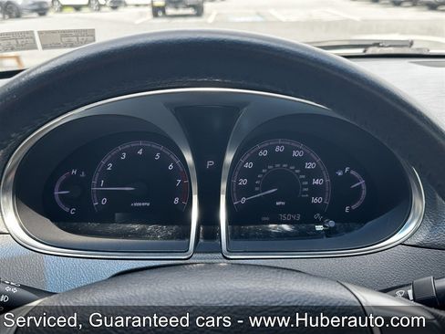 Used 2011 Toyota Avalon FWD image 28