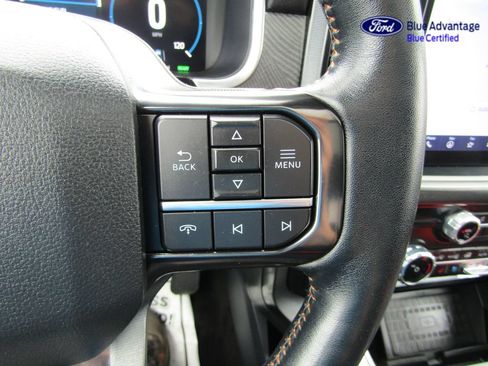 Certified 2022 Ford F150 Platinum w/ Equipment Group 701A High AWD/4WD image 31