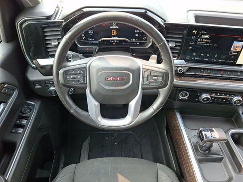 Used 2022 GMC Sierra 1500 Elevation AWD/4WD image 11