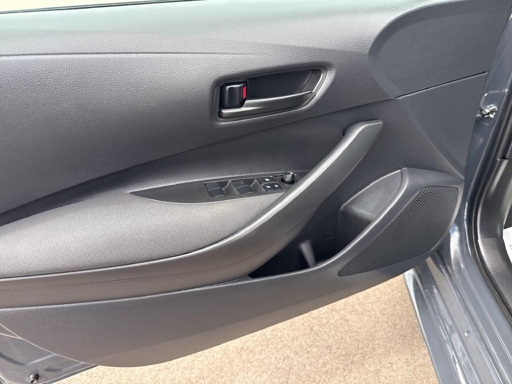 Used 2026 Toyota Corolla LE FWD image 10