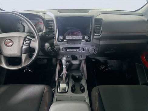 Used 2023 Nissan Frontier PRO-4X w/ Pro Convenience Package image 18