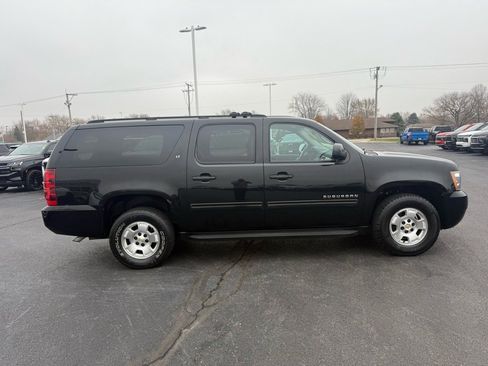 Used 2011 Chevrolet Suburban LT w/ Luxury Package image 6