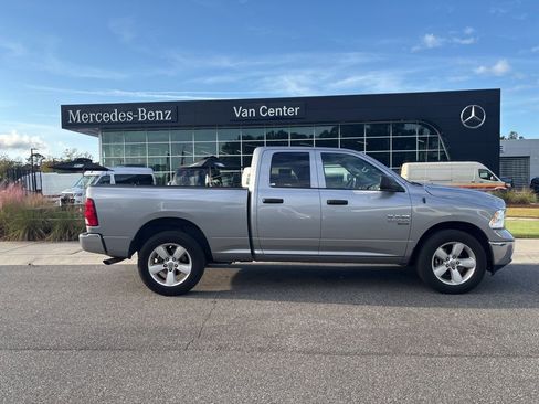 Used 2024 RAM 1500 Classic SLT AWD/4WD image 4