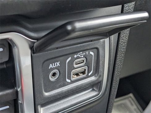 New 2025 Jeep Gladiator Sport image 21