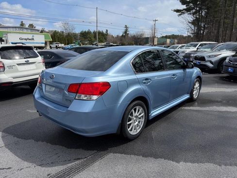 Used 2010 Subaru Legacy 2.5i AWD/4WD image 4