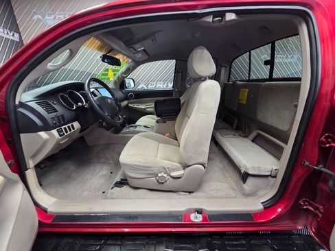 Used 2006 Toyota Tacoma PreRunner RWD image 19