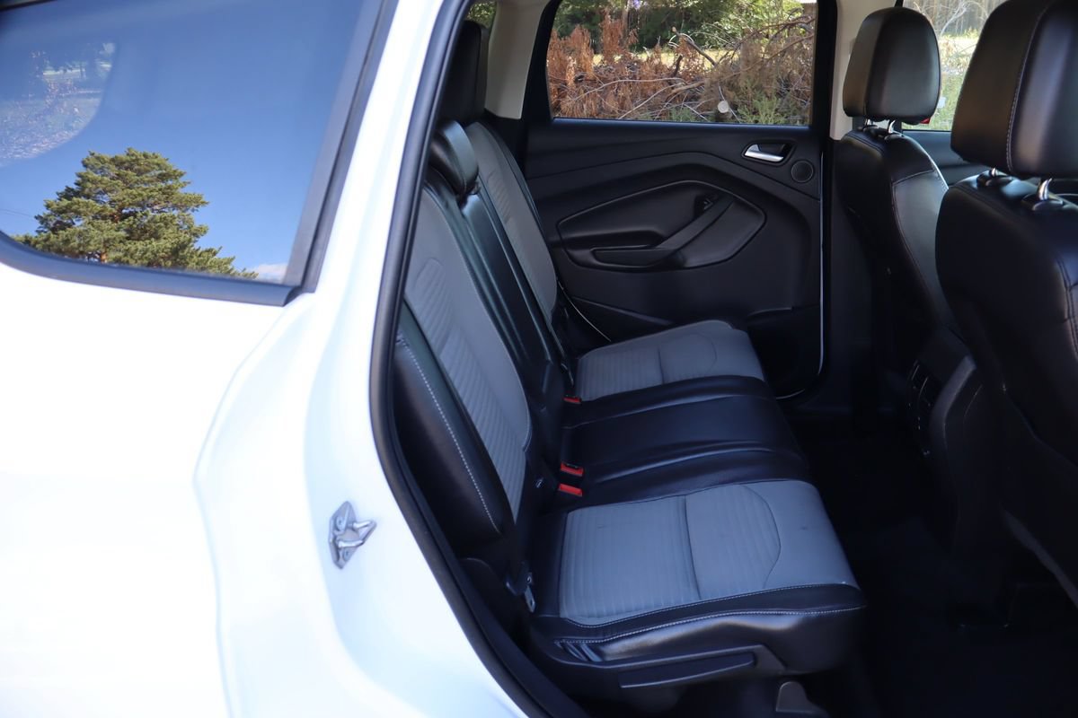 Used 2017 Ford Escape SE w/ Equipment Group 201A AWD/4WD image 21