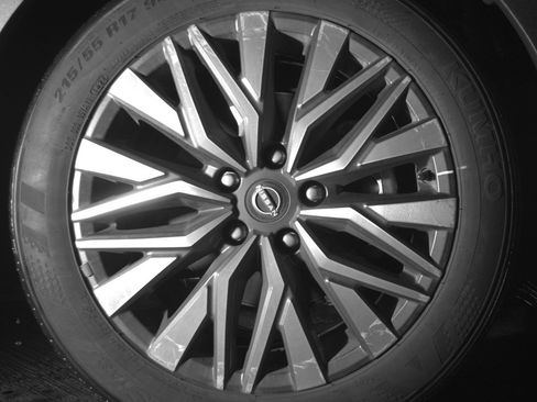 Used 2025 Nissan Altima 2.5 SV image 13