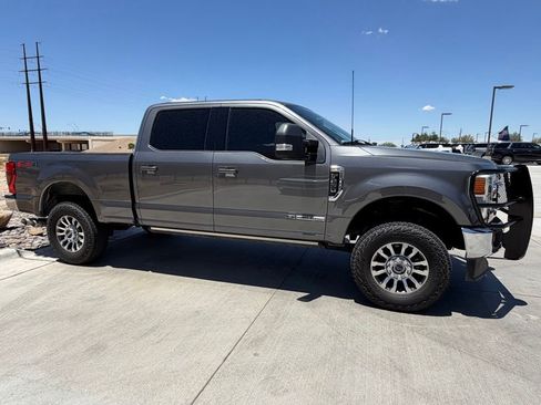 Used 2022 Ford F250 Lariat w/ Lariat Value Package AWD/4WD image 5